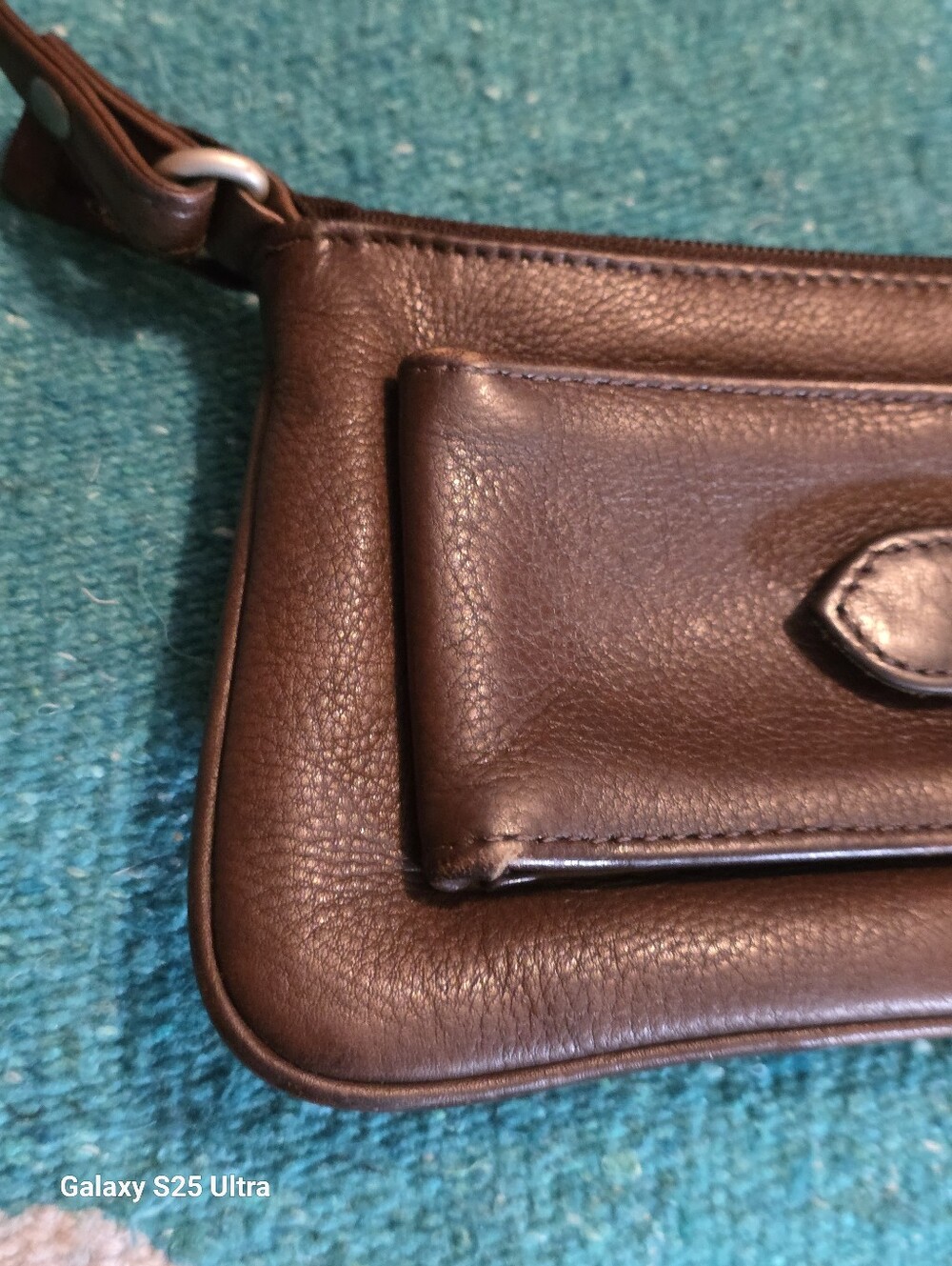 Paul & Taylor Vintage Distressed 90's Leather Mini/Wallet Crossbody - Picture 14 of 16